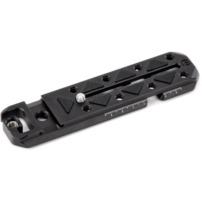 3 Legged Thing Ultra Plate Arca-Type quick release plate with multiple accessory mounting points.