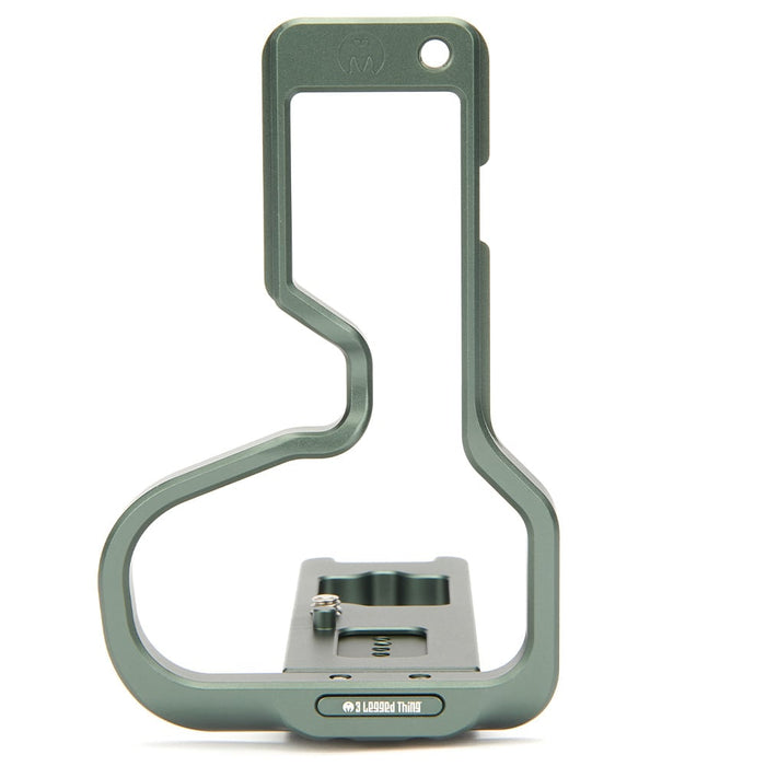 3 Legged Thing Zaara grey L-Bracket custom-designed for Nikon Z9 with Arca-Swiss compatibility.