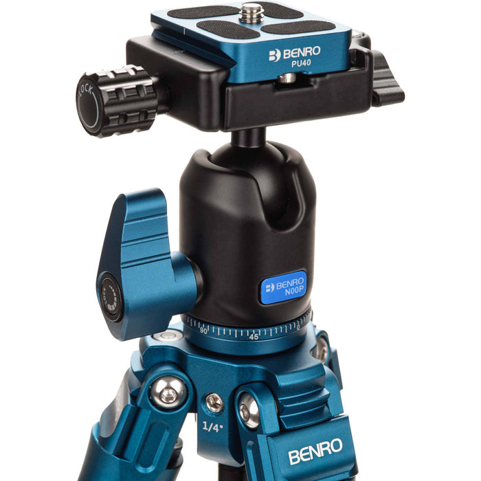 Benro SuperSlim Carbon Fibre Tripod with Ball Head – an ultra-lightweight yet durable tripod perfect for travel, featuring strong carbon fibre legs and smooth ball head control.