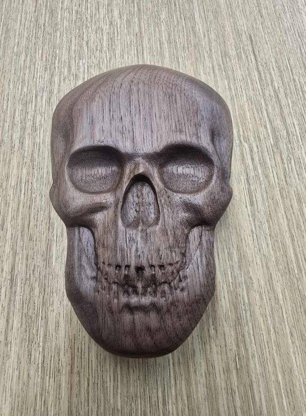 Black Walnut Gaming Accessory Case - Skull