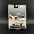 Chase 1992 Chevrolet C1500 SS 454 Two-Tone White with Grey M2 Machines 1/64 scale 31500-MJS92chase