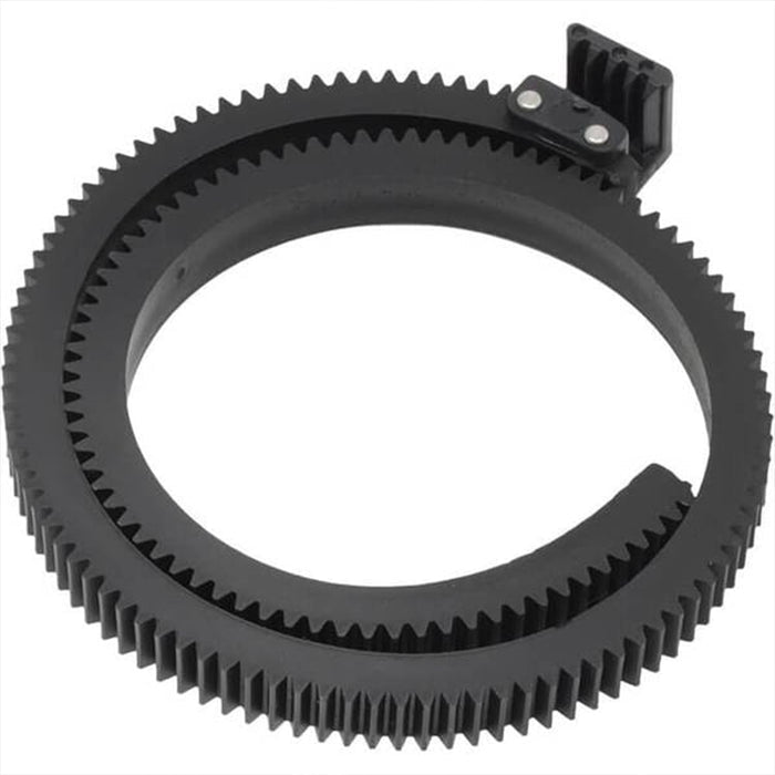 For easy adjustments while shooting, you can trust Edelkrone Lens Gear PRO to do the job. Compatibility with 25 mm to 110 mm lens ring diameter. Shop online.