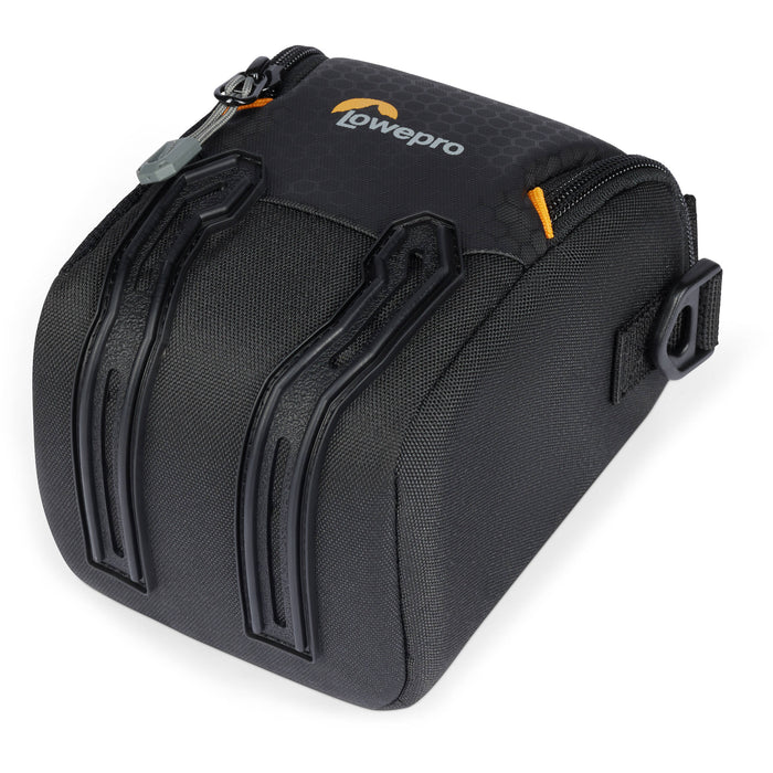 Lowepro Adventura SH 115 III black shoulder bag for mirrorless camera with kit lens