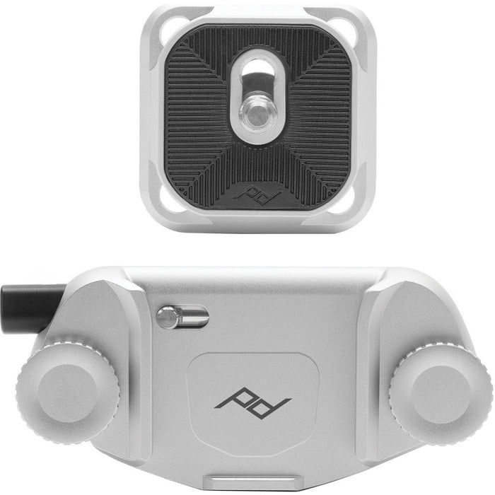 The Peak Design Capture Camera Clip V3 - Silver