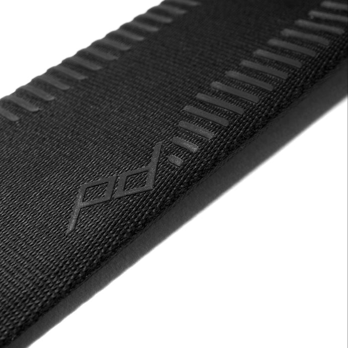 Peak Design Slide 3-in-1 camera strap in black with quick-connect Anchor Links, padded nylon webbing and 90kg capacity.