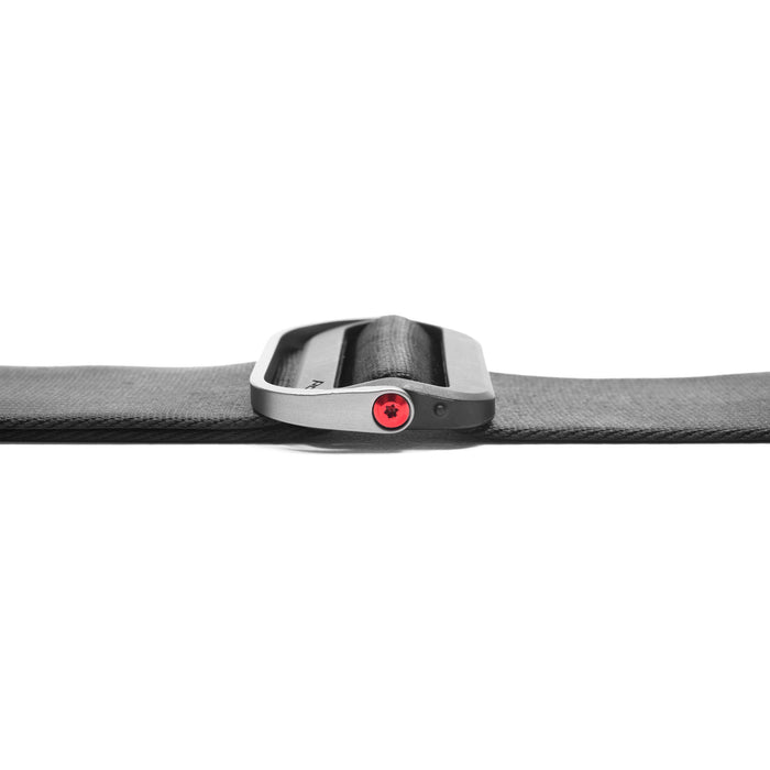 Peak Design Slide 3-in-1 camera strap in black with quick-connect Anchor Links, padded nylon webbing and 90kg capacity.