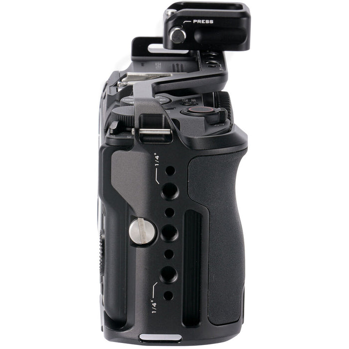 Tilta cage for Canon R50 V with grip and mounts