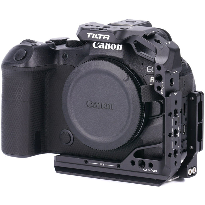 The Tilta half camera cage for Canon R6 II enhances your camera with a modular base plate, created from aluminium and stainless steel.