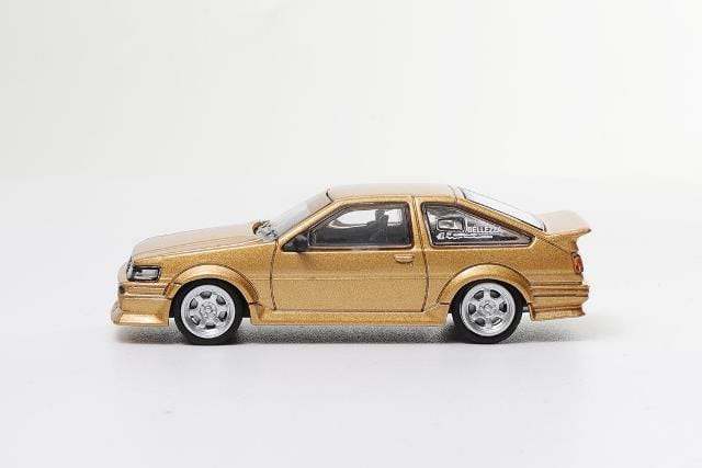 Toyota Corolla Wide-Body AE86 Gold (RHD) DCT LL-046-201